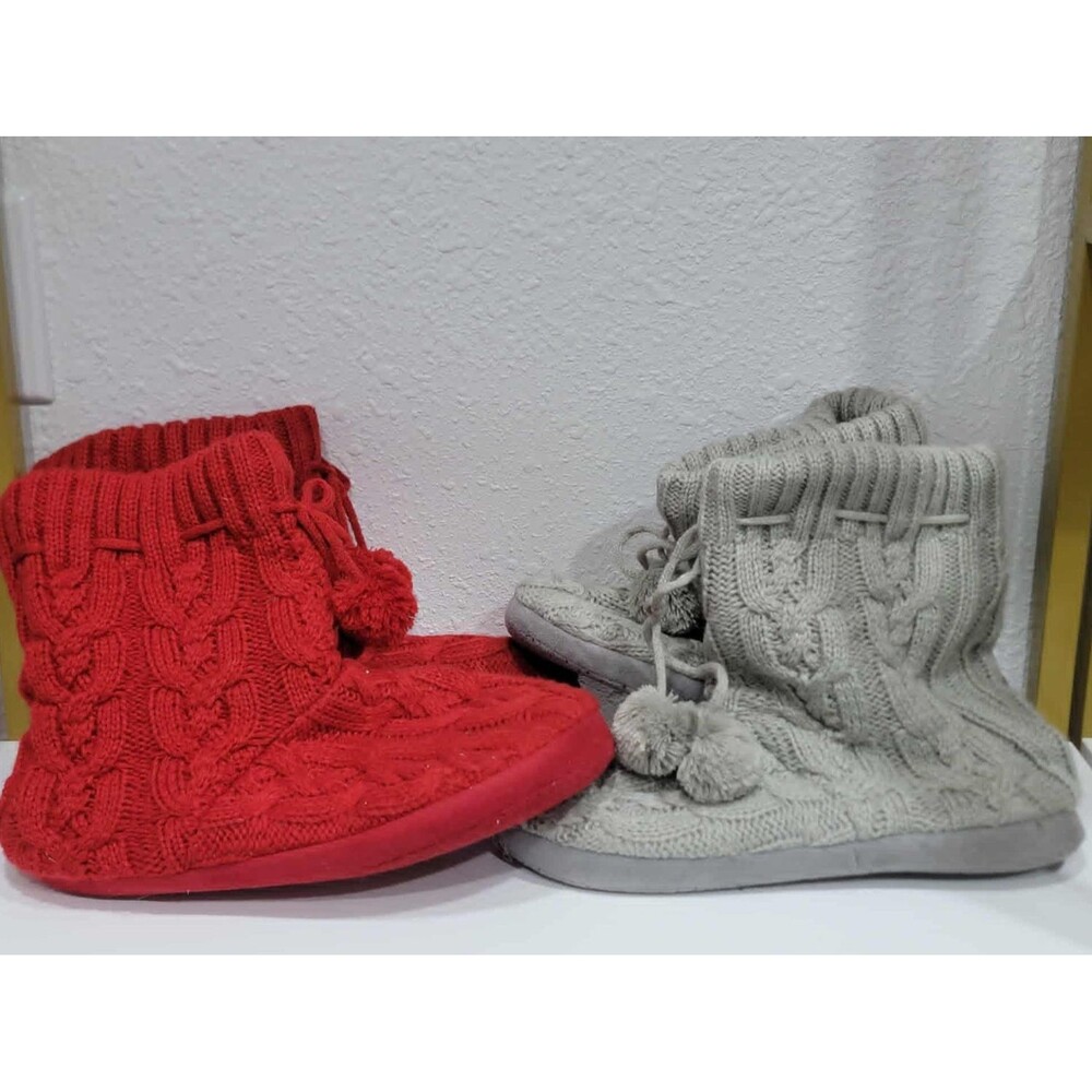 Lot of 2 Women's XL Knit Winter Indoor House Slipper Booties with pom poms